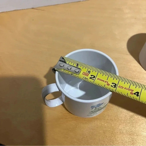 American Greetings 1972 Plastic Holly Hobbie Mugs Cups Lot Of 2 - Picture 13 of 14